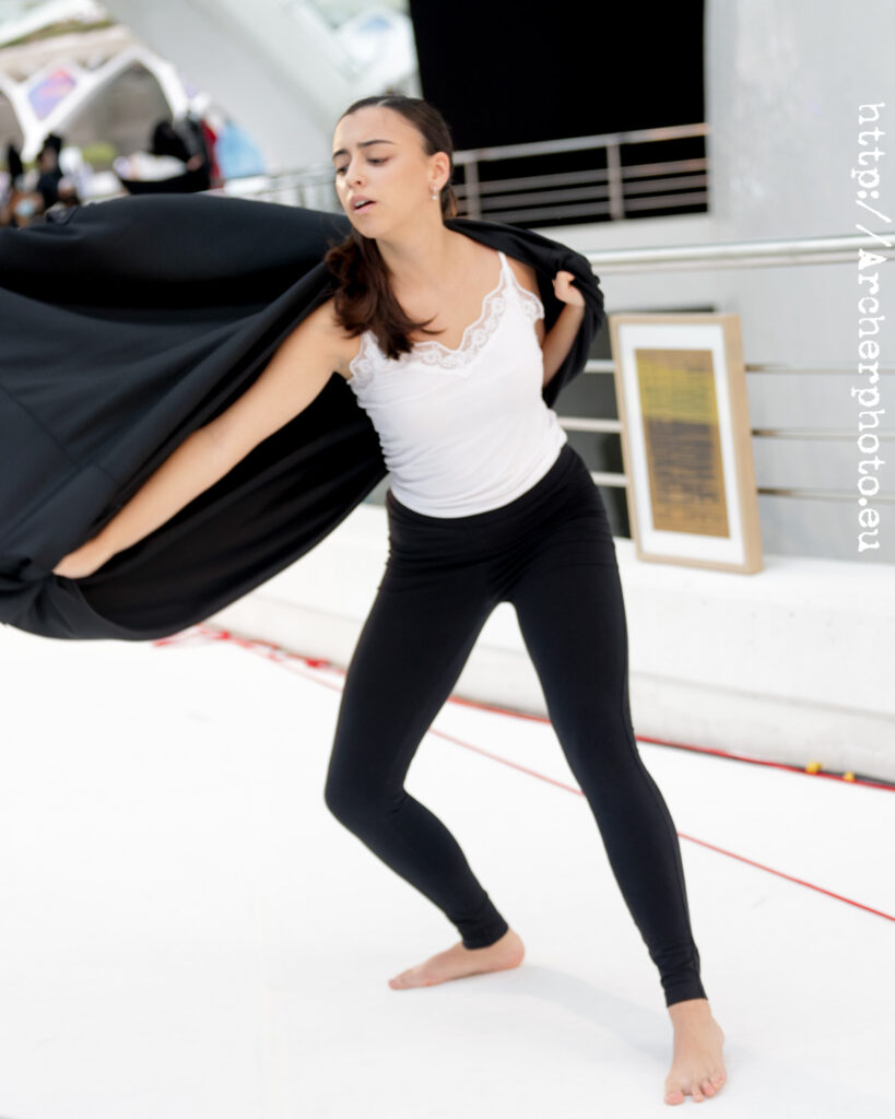 CLEC Fashion Festival 2021: performance y danza, Laura Gil por Archerphoto, fotógrafo profesional.