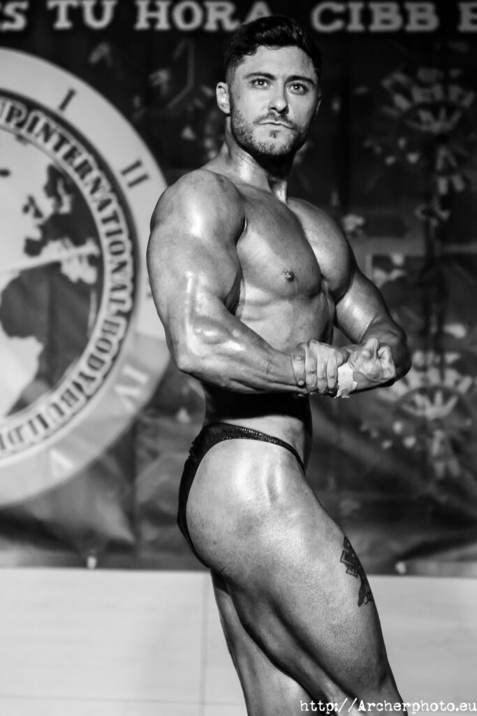 Héctor Vidal, 2022 Fotos sin post 7 - fitness, culturismo, etc. Campeonato CIBB Mayo 2022