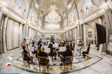 Scordae, orquesta sinfónica infantil en el Ayuntamiento de Valencia por Archerphoto, fotógrafo profesional