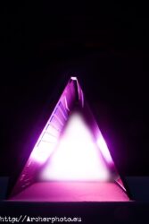 Fotografía de producto. Fotografía para publicidad. Ordenador portátil en estudio, fotos publicitarias.