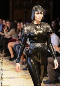 Desfile de Anillarte en la VFW en febrero de 2013, Luisina Coral, por Archerphoto, fotografo moda