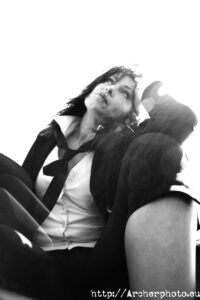 Pìlar en una sesión de fotos en exteriores, por Sergi Albir