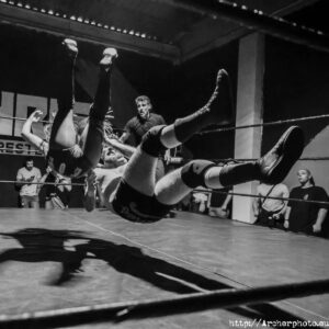 Tyris Wrestling: lucha libre en València. Un reportaje sobre el Snowball 15, un evento sucedido en 2023. Fotos de Sergi Albir.